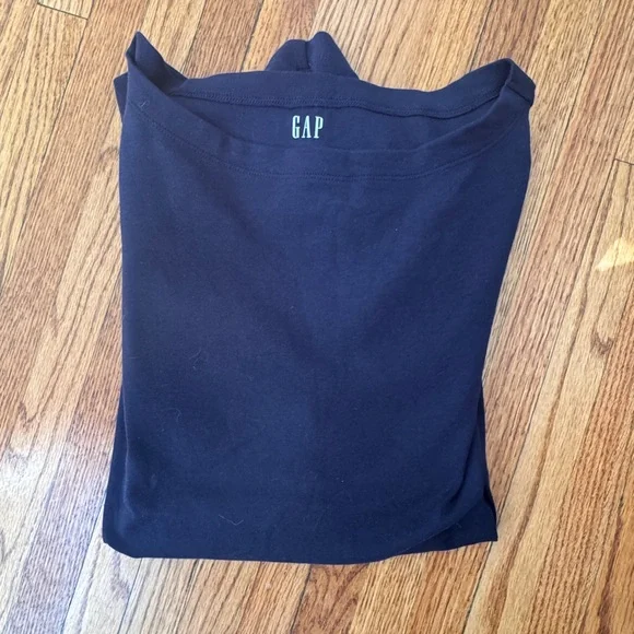 GAP Women's Long Sleeve Tee - Navy MTall - Picture 2 of 4